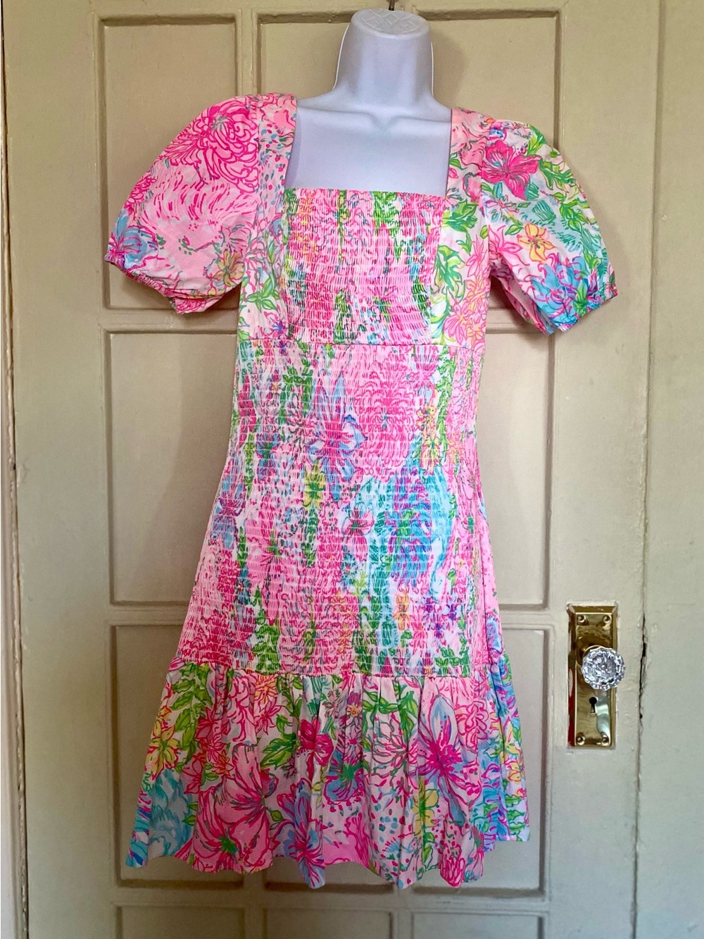 Lilly  Pulitzer- Pink Floral Smocked Puff-Sleeve  Dress- size S